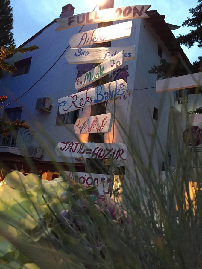 Fullmoon Rooms Cesme เซสเม ภายนอก รูปภาพ