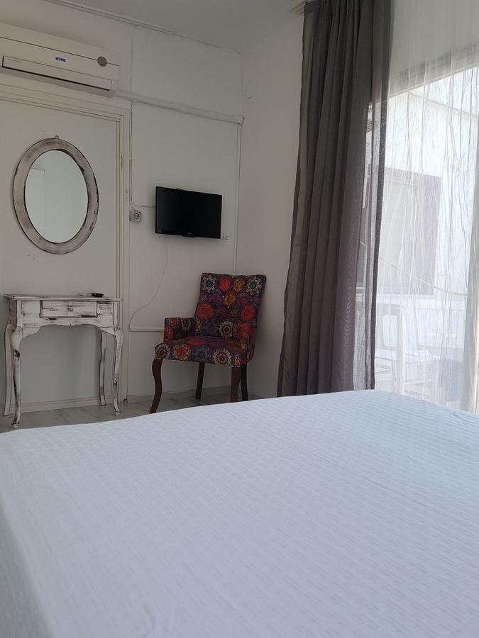 Fullmoon Rooms Cesme เซสเม ภายนอก รูปภาพ