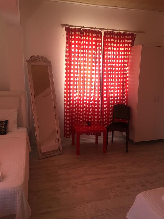 Fullmoon Rooms Cesme เซสเม ภายนอก รูปภาพ