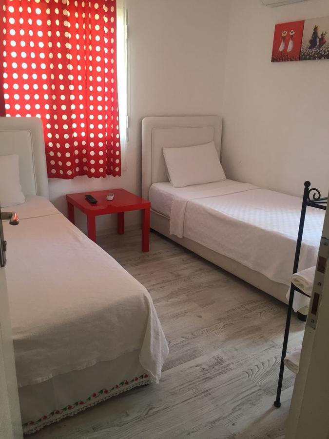 Fullmoon Rooms Cesme เซสเม ภายนอก รูปภาพ