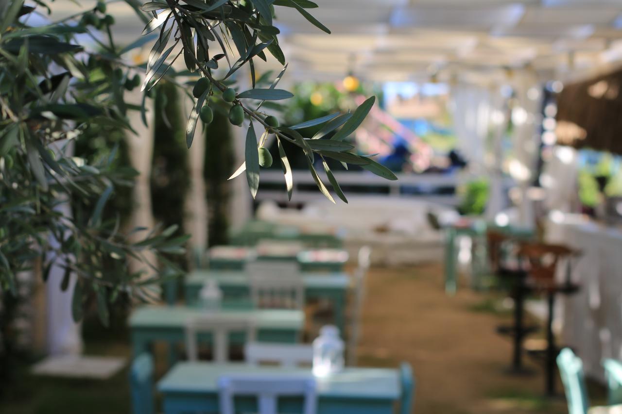 Fullmoon Rooms Cesme เซสเม ภายนอก รูปภาพ